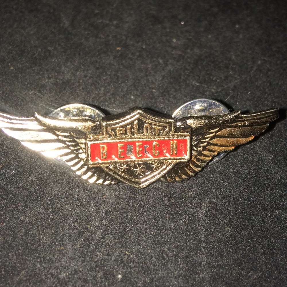 Vintage pin
